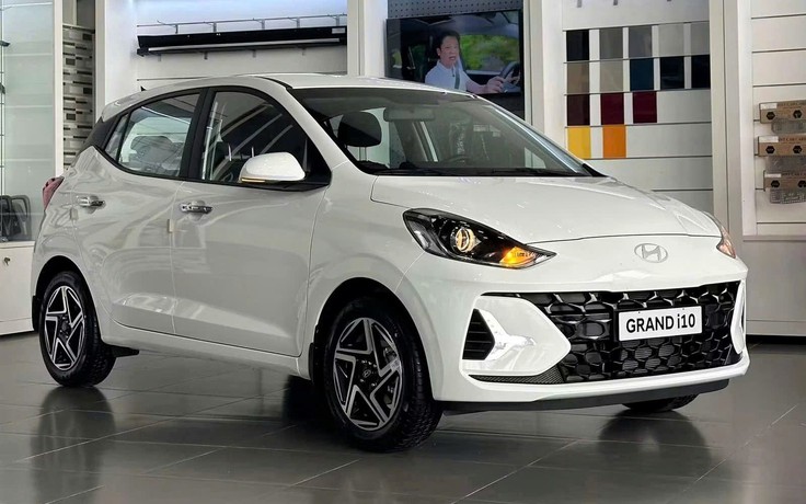 Xe cỡ nhỏ Hyundai Grand i10 đua giảm giá, bản thấp về sát mức 300 triệu