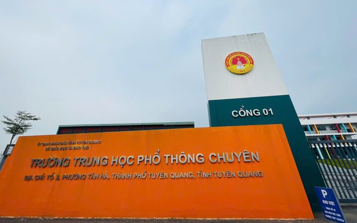 Bộ GD-ĐT nói gì về đề xuất thi lại môn toán ở Trường THPT chuyên Tuyên Quang?