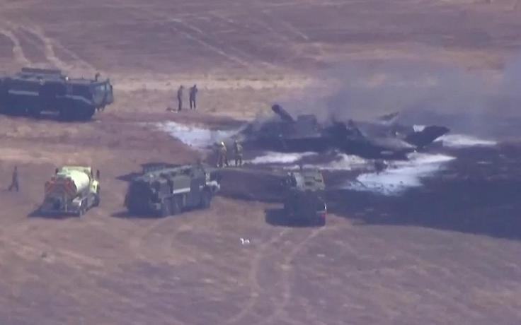 Tiêm kích tàng hình F-35B Mỹ rơi gần căn cứ không quân