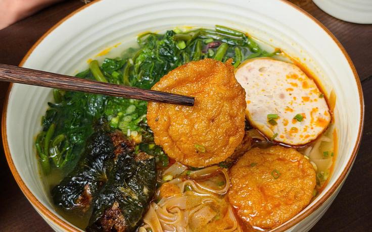 Quán bánh đa cua Hải Phòng ở TP.HCM: Chuyện người nối nghiệp từng có 6 năm ở Nhật