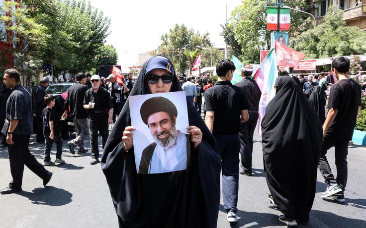 Lãnh tụ tối cao Iran có động thái mới, giá dầu tăng khi Tehran ra điều kiện
