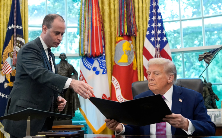 Tổng thống Trump chọn cố vấn mới giữa thời điểm then chốt