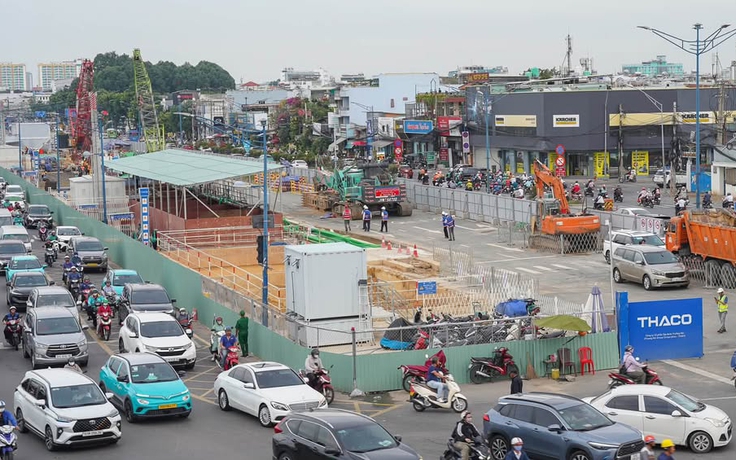 Đưa 'quái vật lòng đất' khoan hầm tuyến metro số 2 TP.HCM sớm 2 tháng