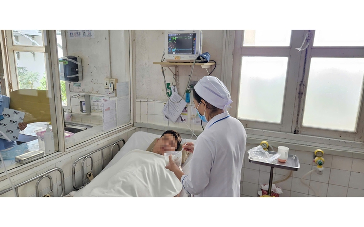Cấp tốc đưa thuốc từ Hà Nội vào TP.HCM cứu bệnh nhân sốt rét ác tính
