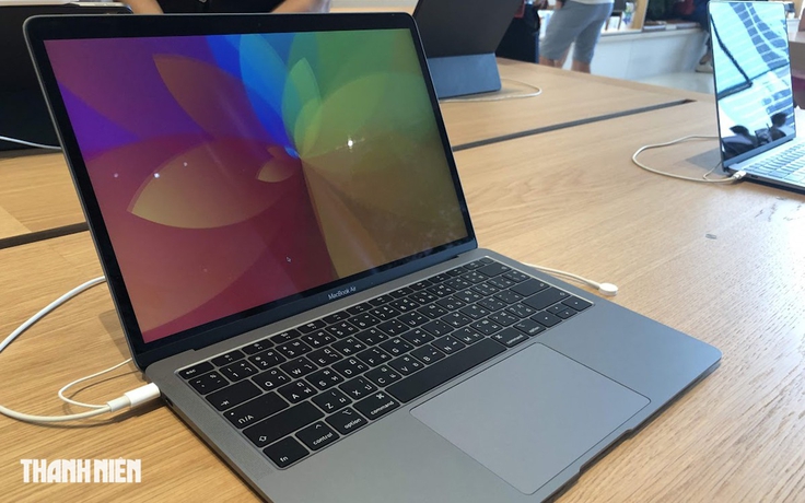 Lý do Apple từ bỏ màu trắng từng được yêu thích trên MacBook