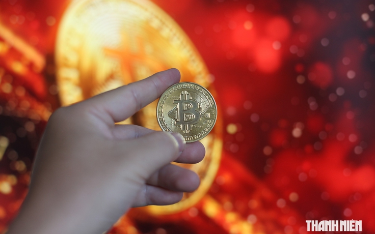 Giá Bitcoin hôm nay 11.8.2026: Strategy tiếp tục bán, Bitcoin thủng đáy 64.000 USD