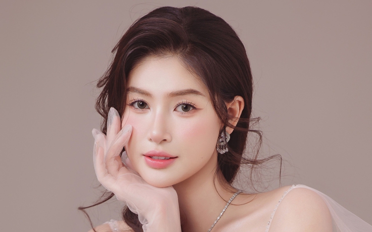 Nhan sắc tựa nàng thơ của mỹ nhân Việt thi Miss Earth 2026