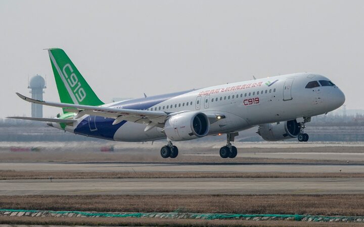 Máy bay nội địa C919 của Trung Quốc lần đầu bay tuyến thương mại quốc tế