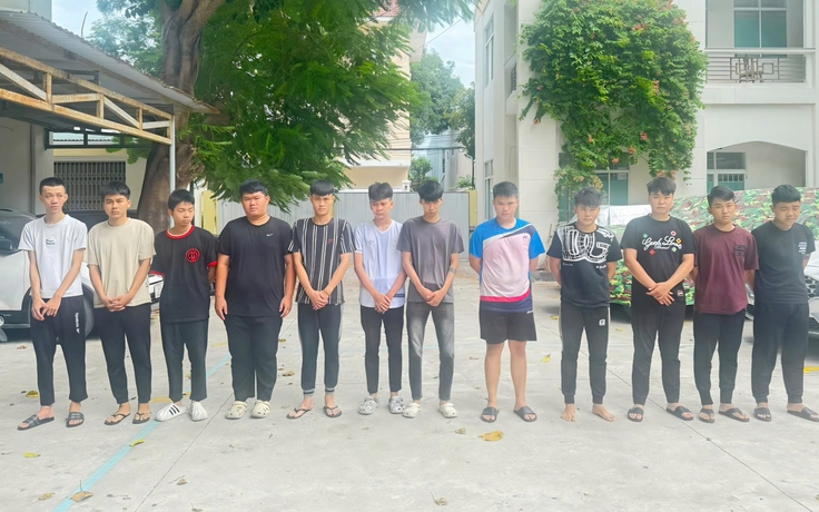 Đà Nẵng: Bắt giam 12 thanh niên mang hung khí đi 'giải quyết mâu thuẫn'