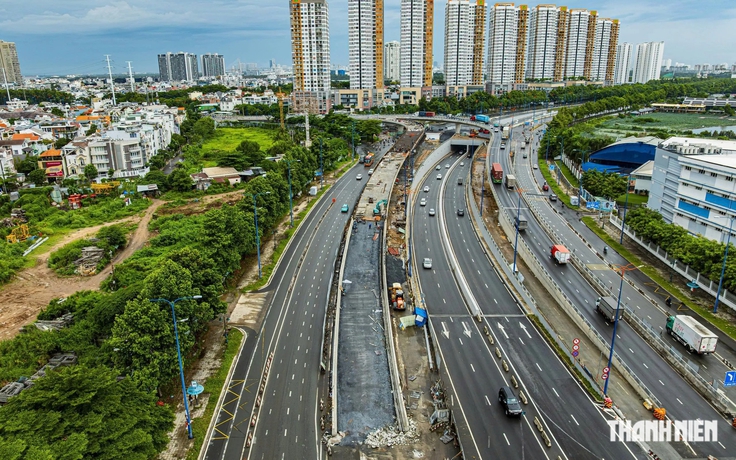 Tiến độ 5 dự án giao thông trọng điểm TP.HCM hiện ra sao?
