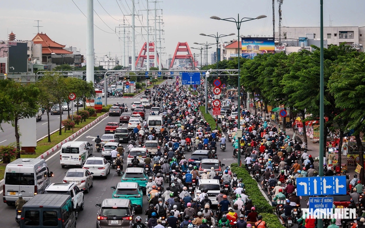 TP.HCM tính đóng 2 giao lộ đường Trường Chinh, giảm làn ô tô đường Phạm Văn Đồng