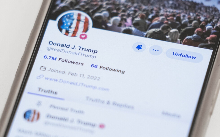 Ông Trump bị kiện vì dịch vụ cho xem trước bài đăng mạng xã hội