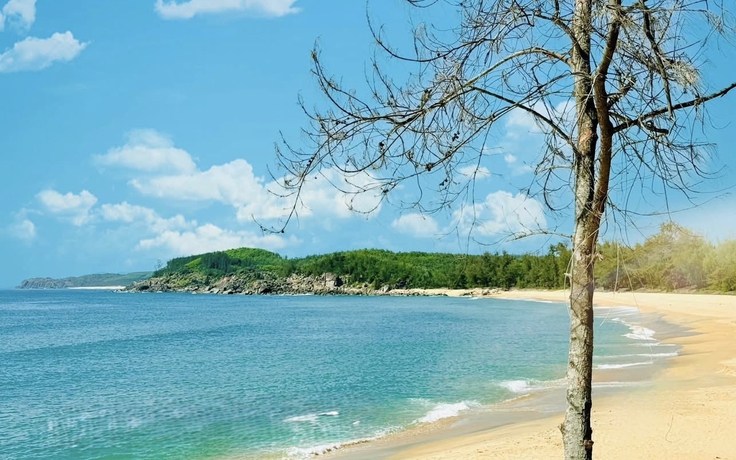 Về Châu Me với biển đẹp, hải sản tươi và ‘mắm vua’