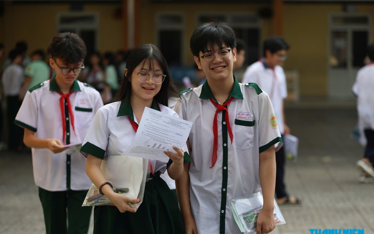 Phụ huynh, học sinh TP.HCM chọn môn thi lớp 10 ra sao khi Bộ lấy ý kiến?