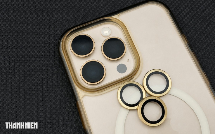 Có nên sử dụng phụ kiện bảo vệ ống kính camera smartphone?