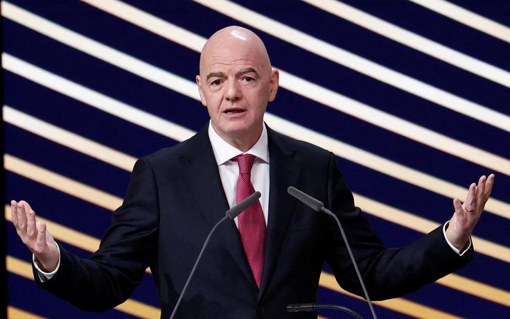 Tương lai nào cho Chủ tịch FIFA sau khủng hoảng cổ phần hóa World Cup?