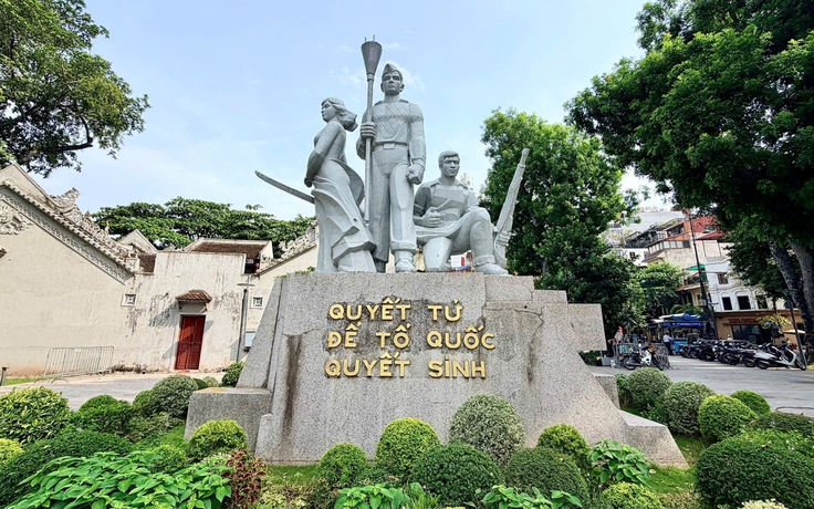 Di chuyển tượng đài 'Quyết tử để Tổ quốc quyết sinh' gần hồ Hoàn Kiếm