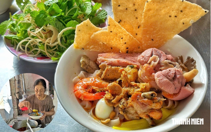 Quán mì Quảng đường ray 30 năm ở TP.HCM: Chuyện bất ngờ về 'gia tài của ngoại'
