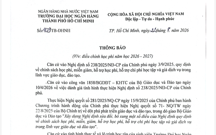 Trường ĐH Ngân hàng TP.HCM chính thức dừng thu học phí quá hạn nợ chuẩn đầu ra