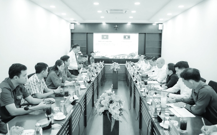 Tuổi trẻ VRG góp sức vun đắp tình hữu nghị Việt - Lào