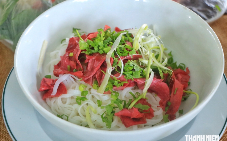 Ngày đầu lễ hội ẩm thực chay TP.HCM: Phở chay 'đẹp như tranh' xuất hiện