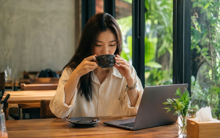 Uống cà phê thường xuyên: Bất ngờ về mỡ bụng và cơ bắp