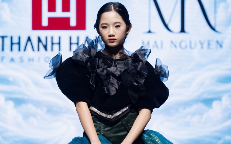 5 nhà thiết kế kể chuyện tuổi thơ trên sàn diễn mùa thu