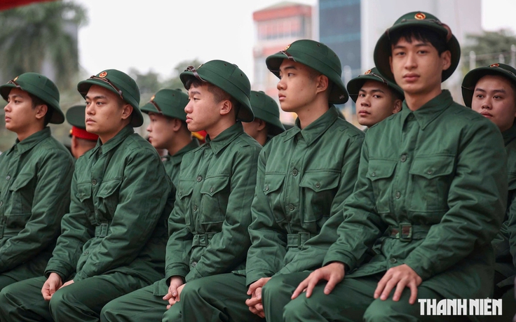 Bộ Quốc phòng giải đáp việc 'tạm hoãn gọi nhập ngũ do hoàn cảnh khó khăn'