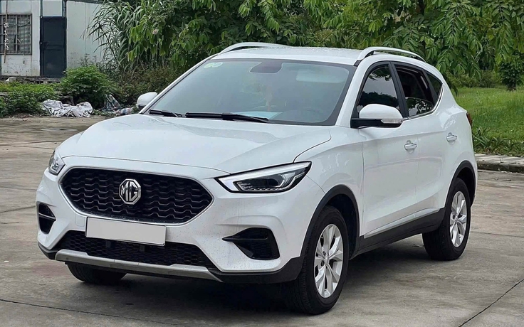 Giá xe lại giảm sốc, SUV đô thị MG ZS xuống còn 378 triệu đồng