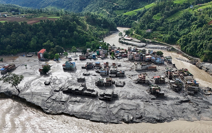 Dòng lũ tử thần càn quét Nepal - Tây Tạng