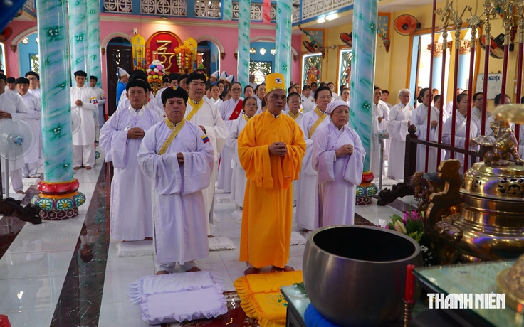Rằm tháng 7, tín đồ Cao Đài dự lễ Trung Ngươn với những nghi thức gì?