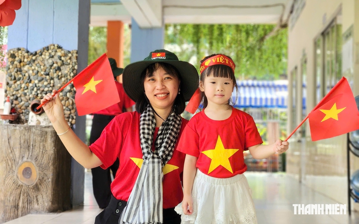 So sánh, chi tiết điểm mới của Chương trình mầm non thí điểm và hiện hành