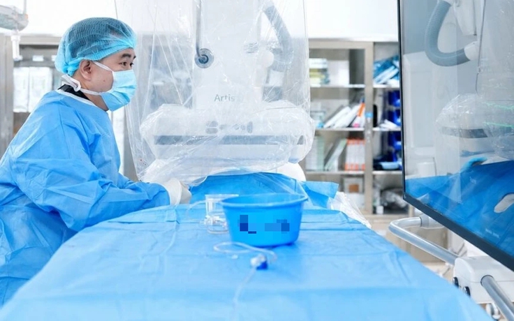 Đột quỵ cấp: Hai mảnh huyết khối được lấy ra sau 30 phút