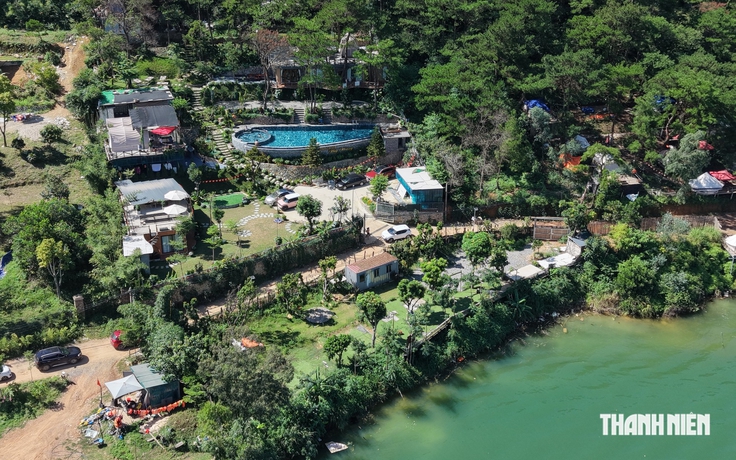 Villa, homestay 'mọc như nấm' trong rừng phòng hộ: Sẽ cưỡng chế nhiều công trình