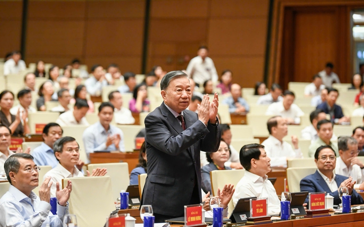 Bộ Chính trị, Ban Bí thư tổ chức hội nghị triển khai nhiều nghị quyết, chỉ thị