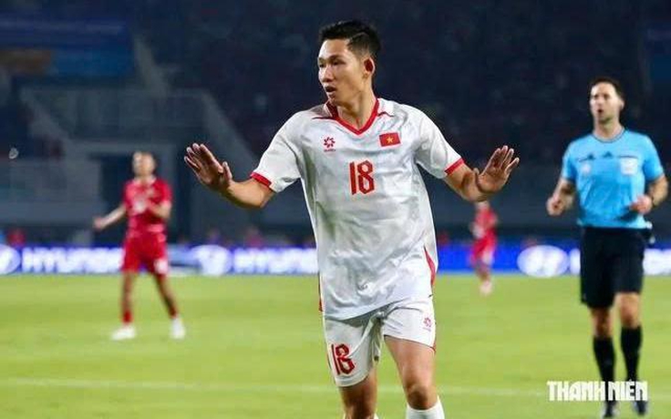 Màn ăn mừng của Hai Long gây sốt, trận Việt Nam đấu Indonesia lập kỷ lục