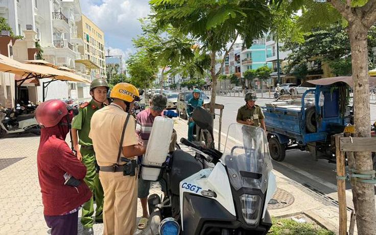 Hàng loạt xe 3 bánh ở TP.HCM bị CSGT tịch thu vì không có giấy tờ