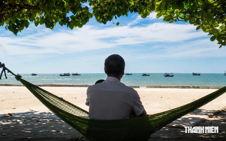 Chuyện lạ ở làng biển Cảnh Dương 400 năm tuổi, nơi đàn ông biết hát ru