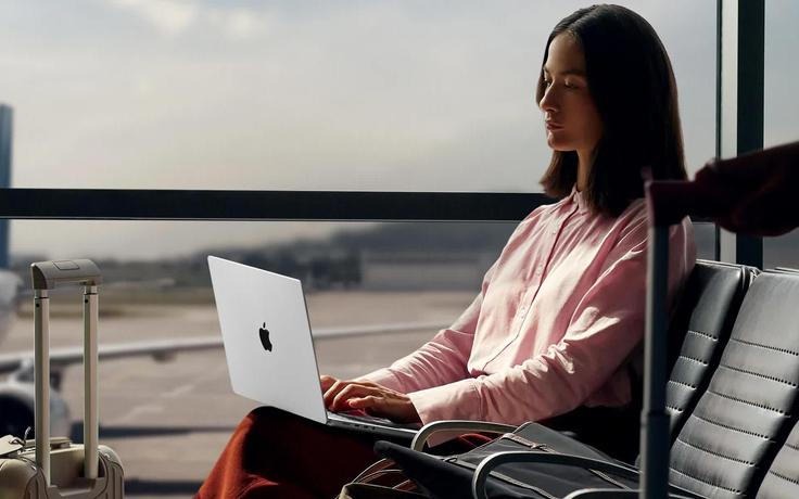 Apple tăng giá MacBook Air vẫn không đủ hàng để bán