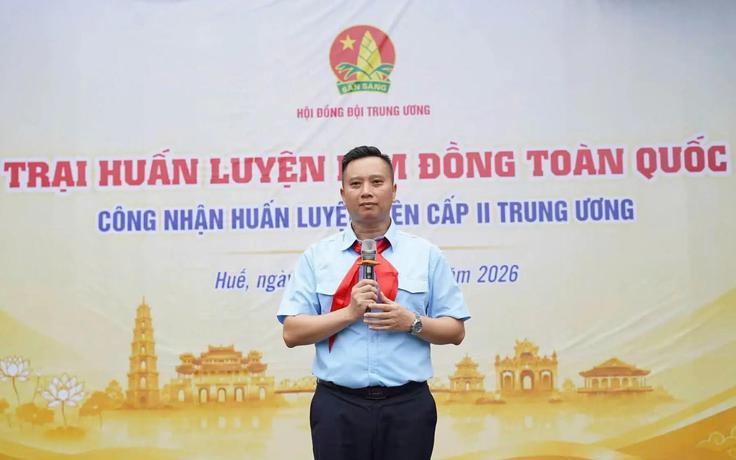 Hình ảnh thiếu nhi trình diễn phản cảm không phải là nghi thức Đội