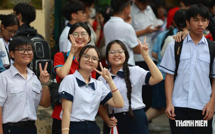 Sở GD-ĐT TP.HCM lấy ý kiến 7 khoản thu, mức thu áp dụng năm học mới
