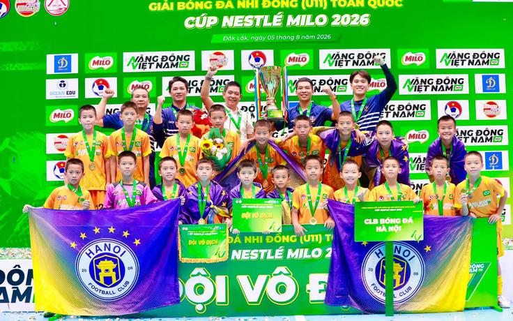 U.11 CLB bóng đá Hà Nội đăng quang: Chiếc cúp vô địch của cả hệ thống