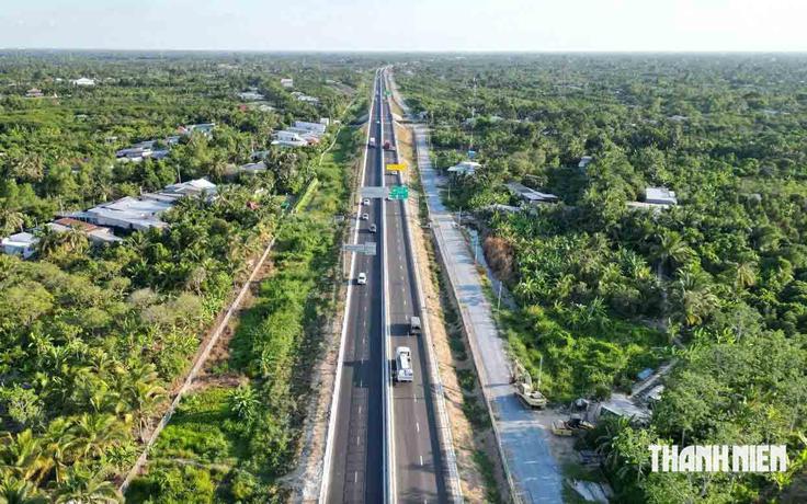 Giao thông ĐBSCL: Tăng tốc bằng đa dạng loại hình