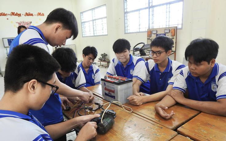 Bộ GD-ĐT yêu cầu cắt giảm tối thiểu 30% trường nghề trên toàn quốc
