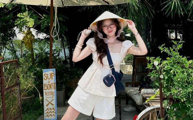 Áo cổ vuông giấu khuyết điểm bắp tay đầy tinh tế