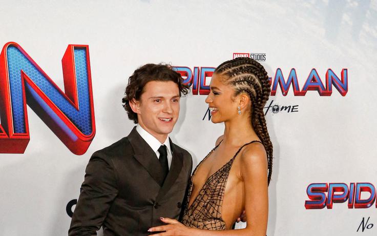 Zendaya và Tom Holland bí mật tổ chức lễ cưới tại Anh