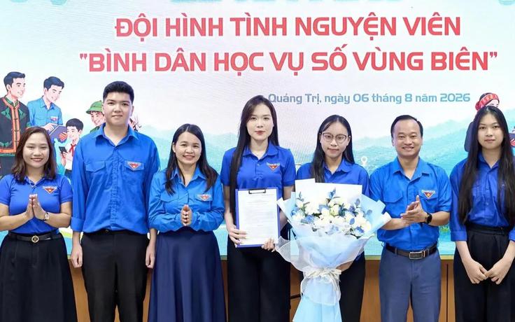 Quảng Trị ra mắt đội hình tình nguyện viên 'Bình dân học vụ số vùng biên'