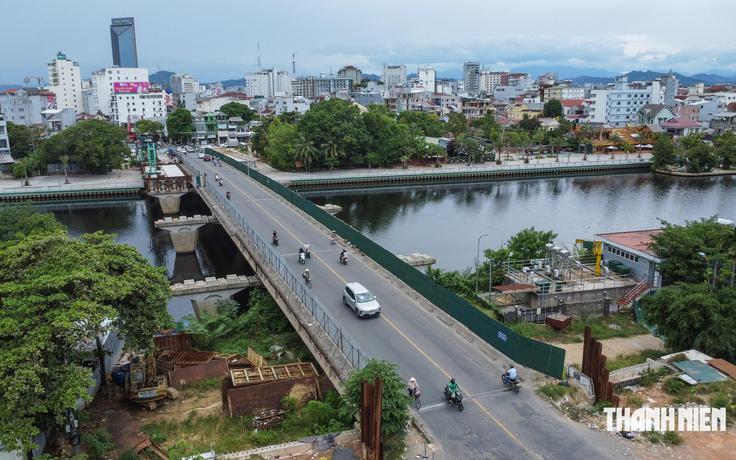 Mở rộng cầu Vỹ Dạ thêm 2 làn xe, 5 năm vẫn chưa về đích