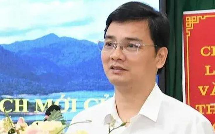 Giám đốc Sở GD-ĐT Tuyên Quang Vũ Đình Hưng bị tạm đình chỉ công tác