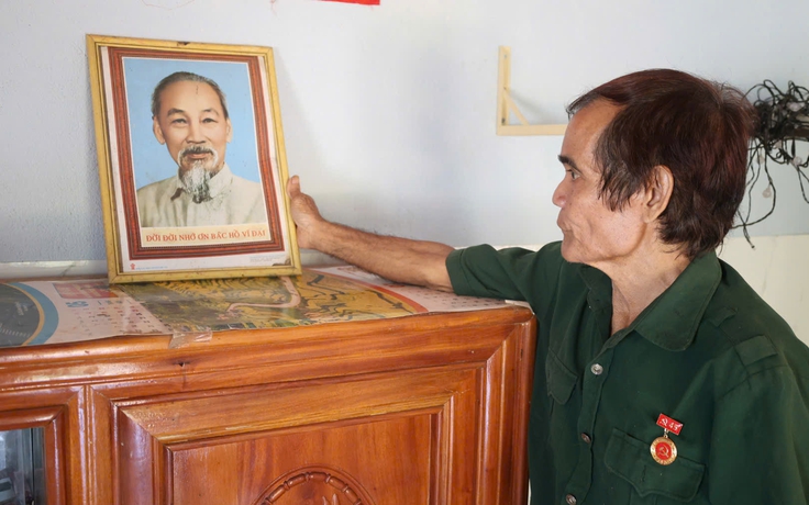 Người Cor mang họ Bác Hồ và câu chuyện gìn giữ tiếng chiêng